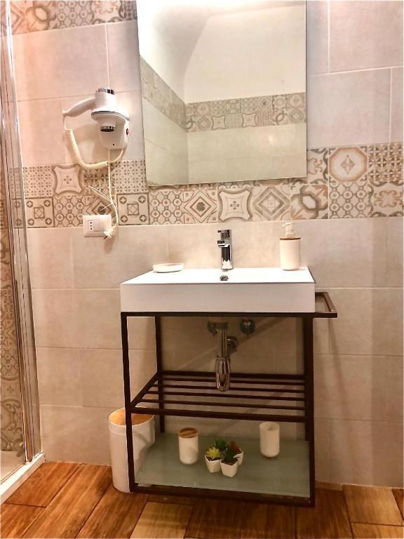 Apartament Al Vecchio Arco A Bari Vecchia Zewnętrze zdjęcie