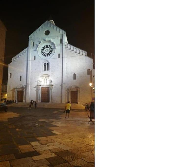 Apartament Al Vecchio Arco A Bari Vecchia Zewnętrze zdjęcie